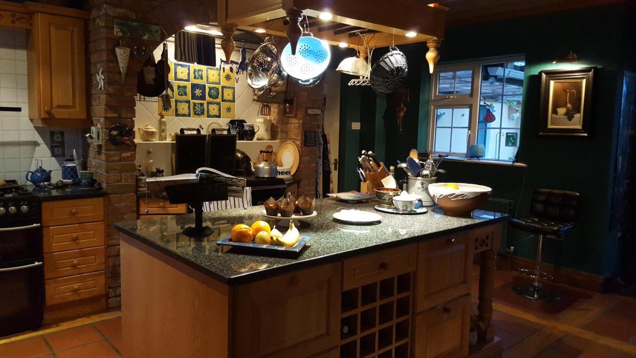 Brookvale Bed & Breakfast Wellingtonbridge Eksteriør bilde
